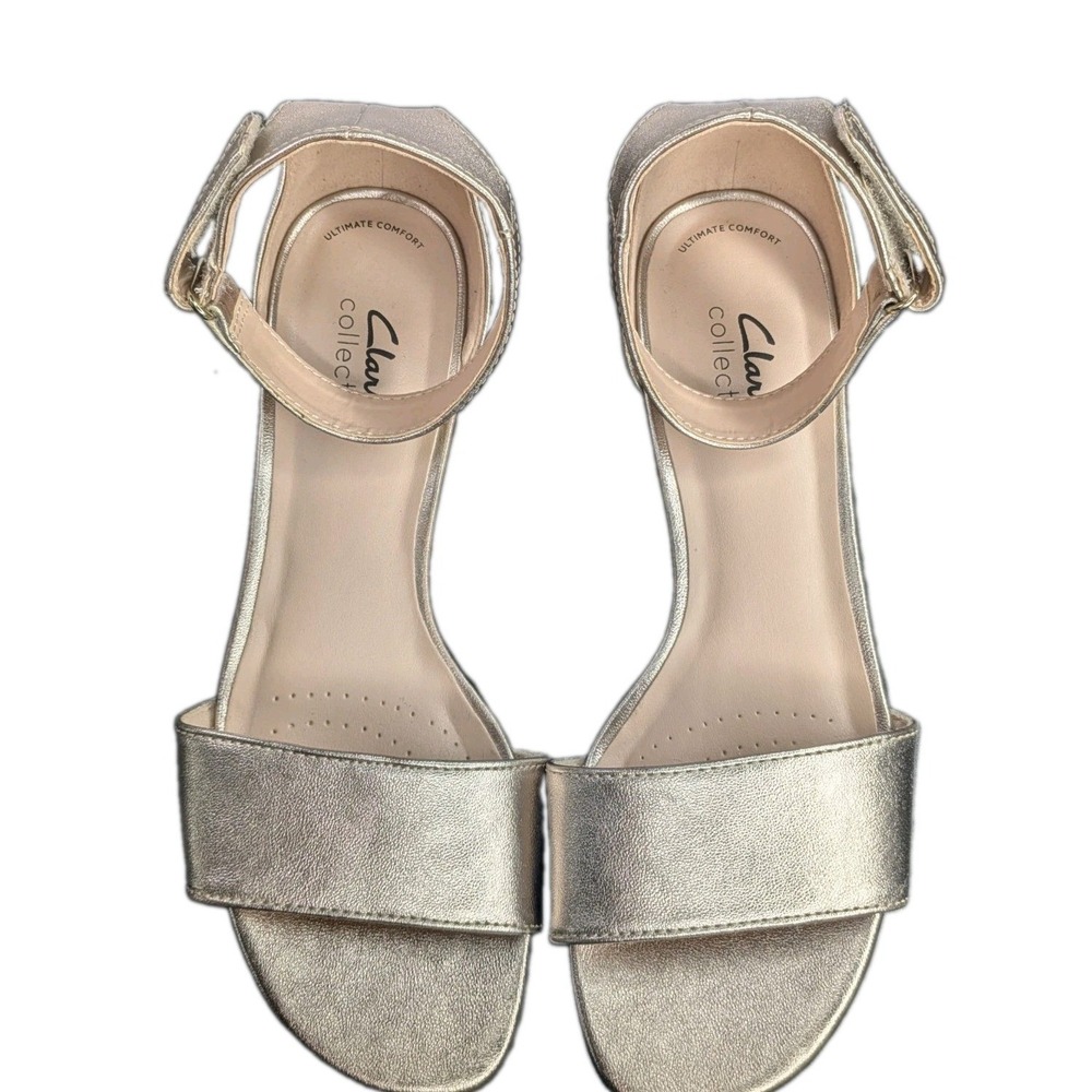 Clarks Women Sandals 8M Ultimate Comfort Collection Champagne Block Heel $99 Reg
